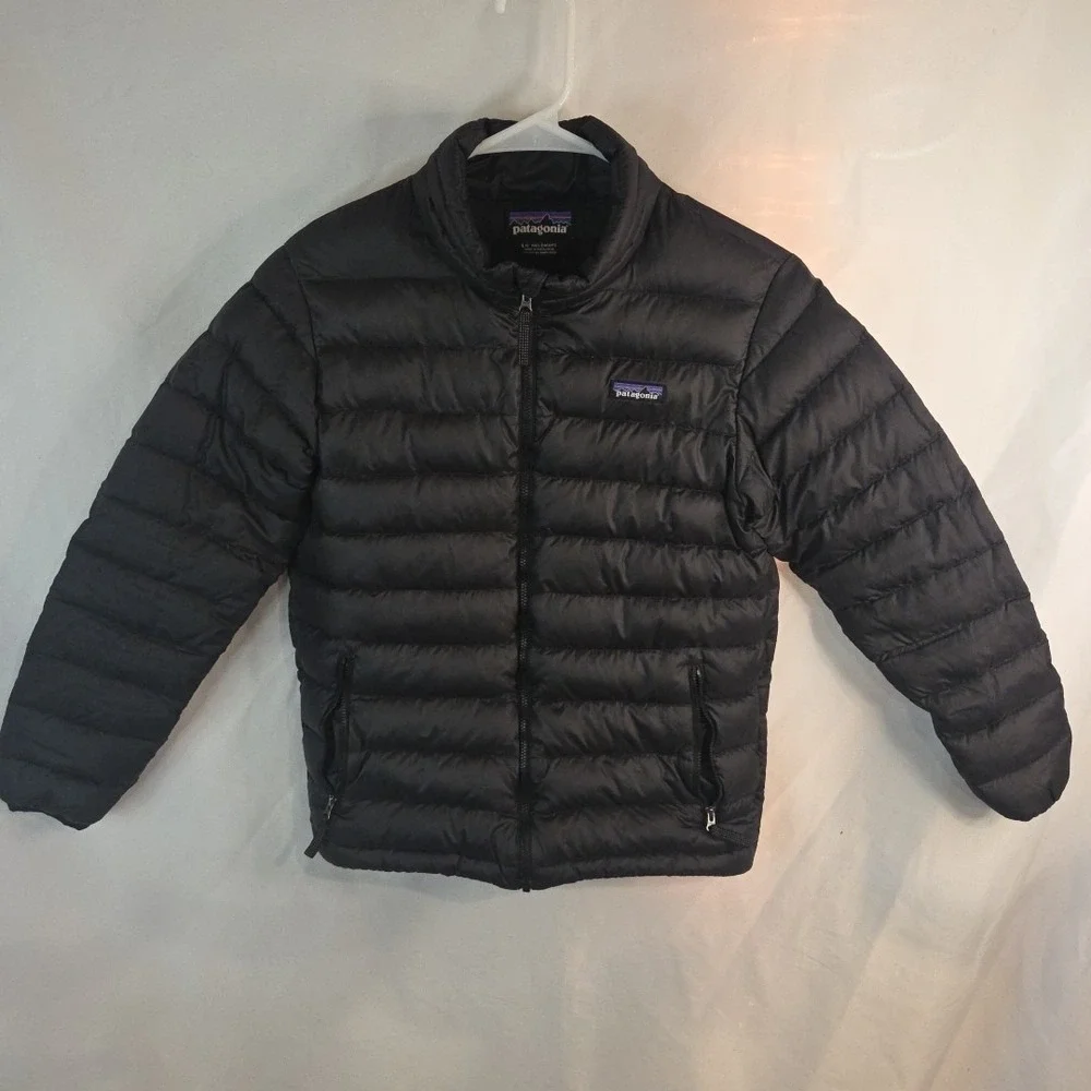 Kids / Enfants PATAGONIA Black Down Puffer Jacket Size L 12 READ